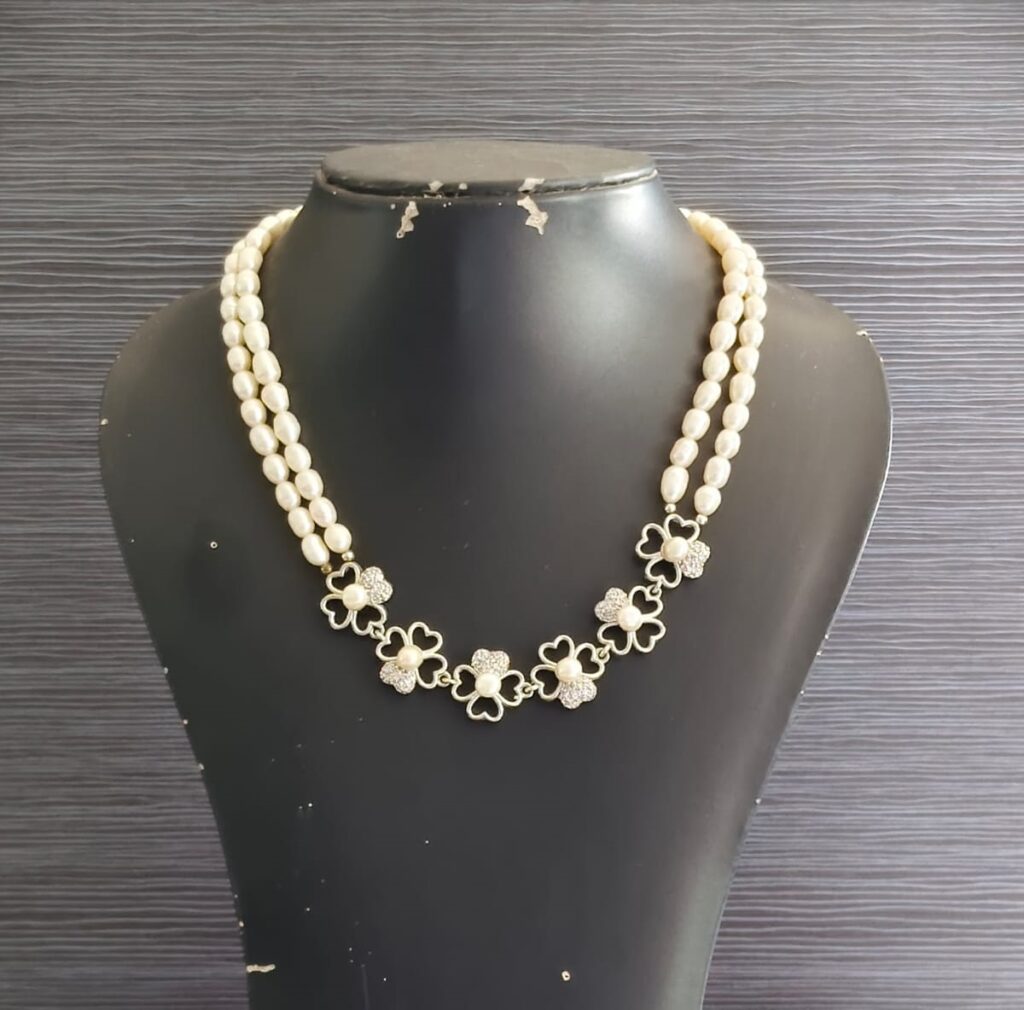 pearl necklace 2